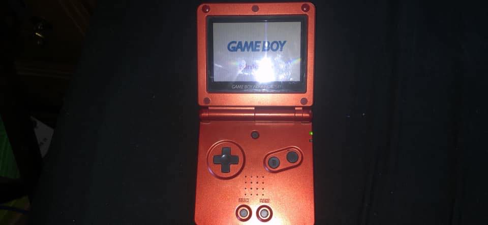 Gameboy Advance SP | Time to show my slate 🪨 some love 🖤 the tad boy ...