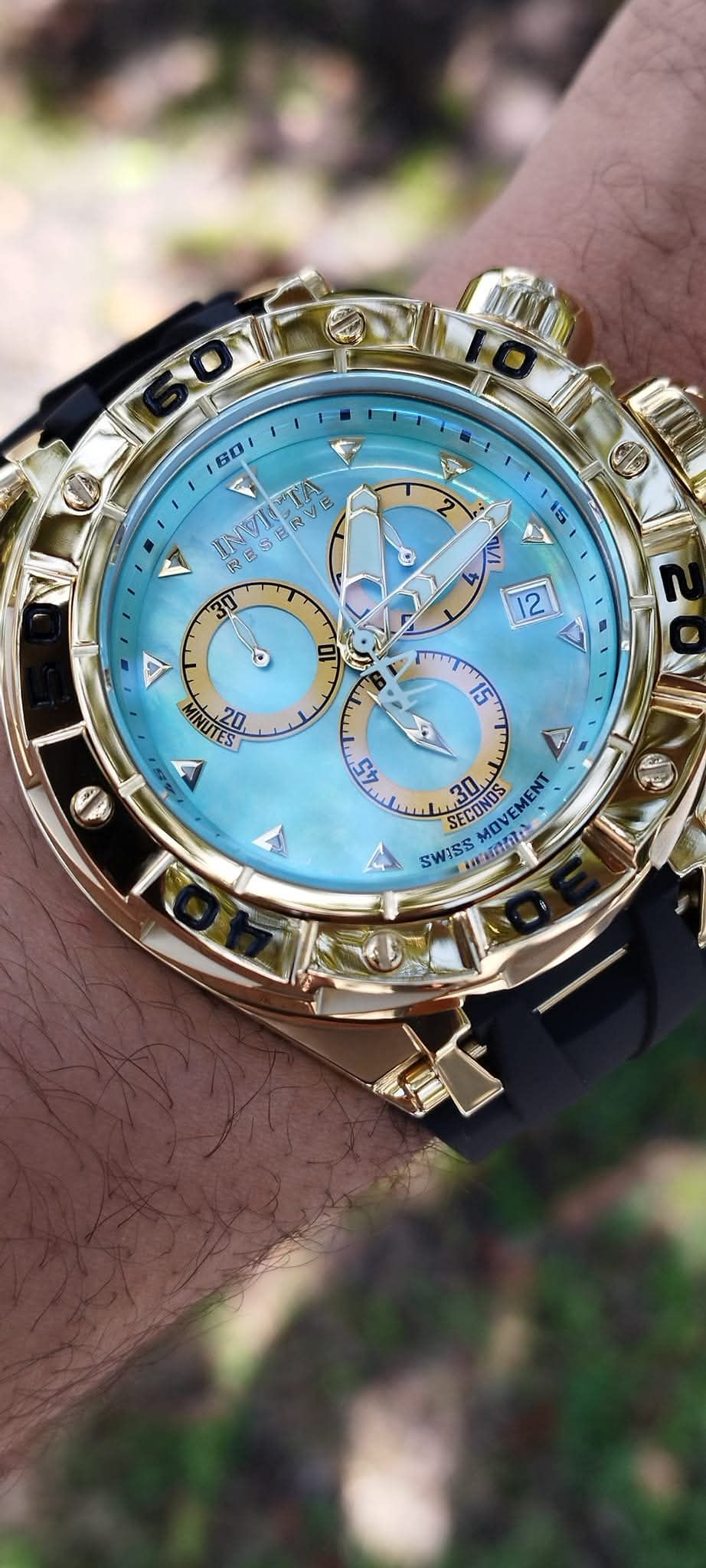 The Invicta Akula is built for action with sleek style. This