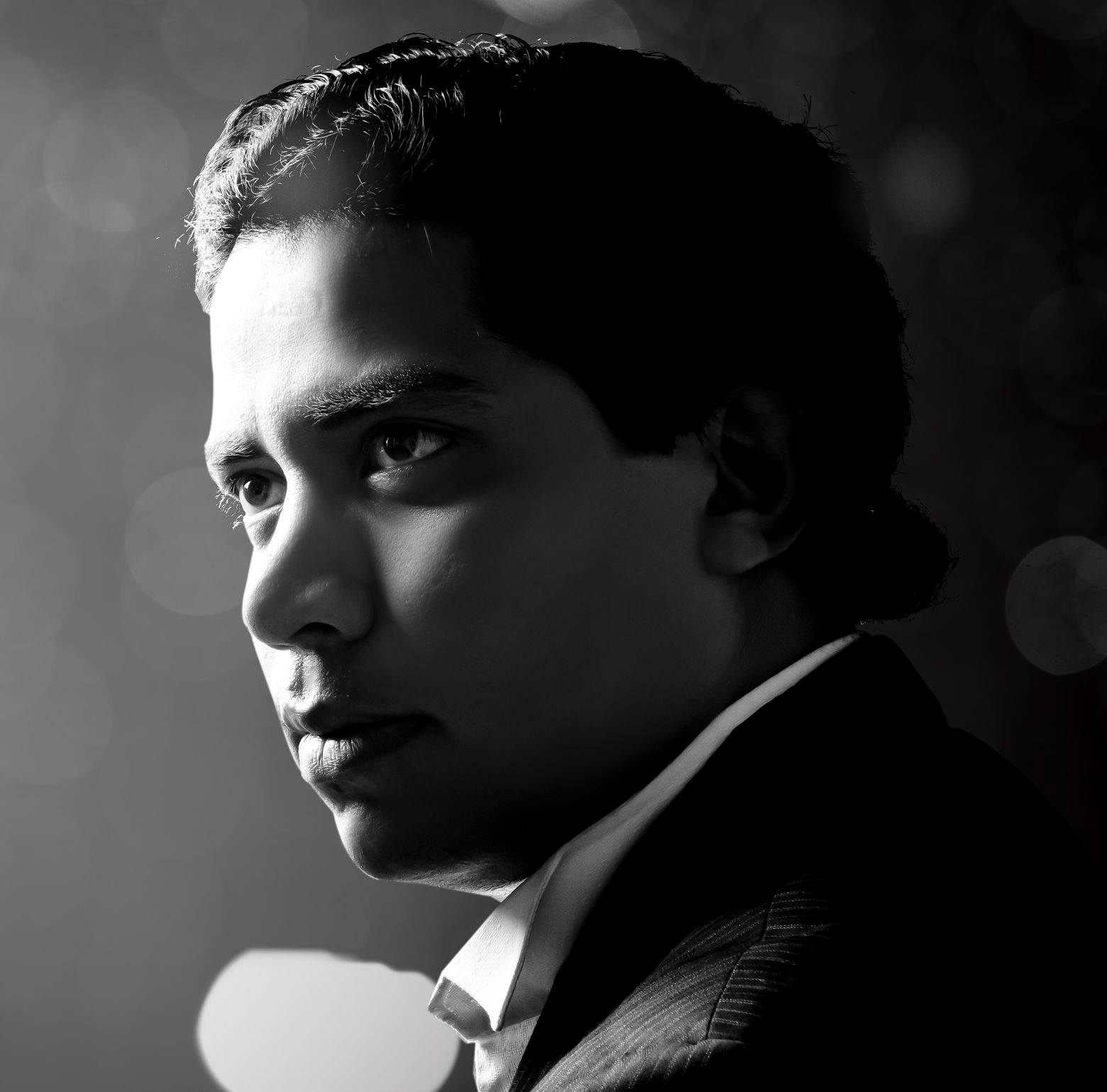 Javier José Oficial