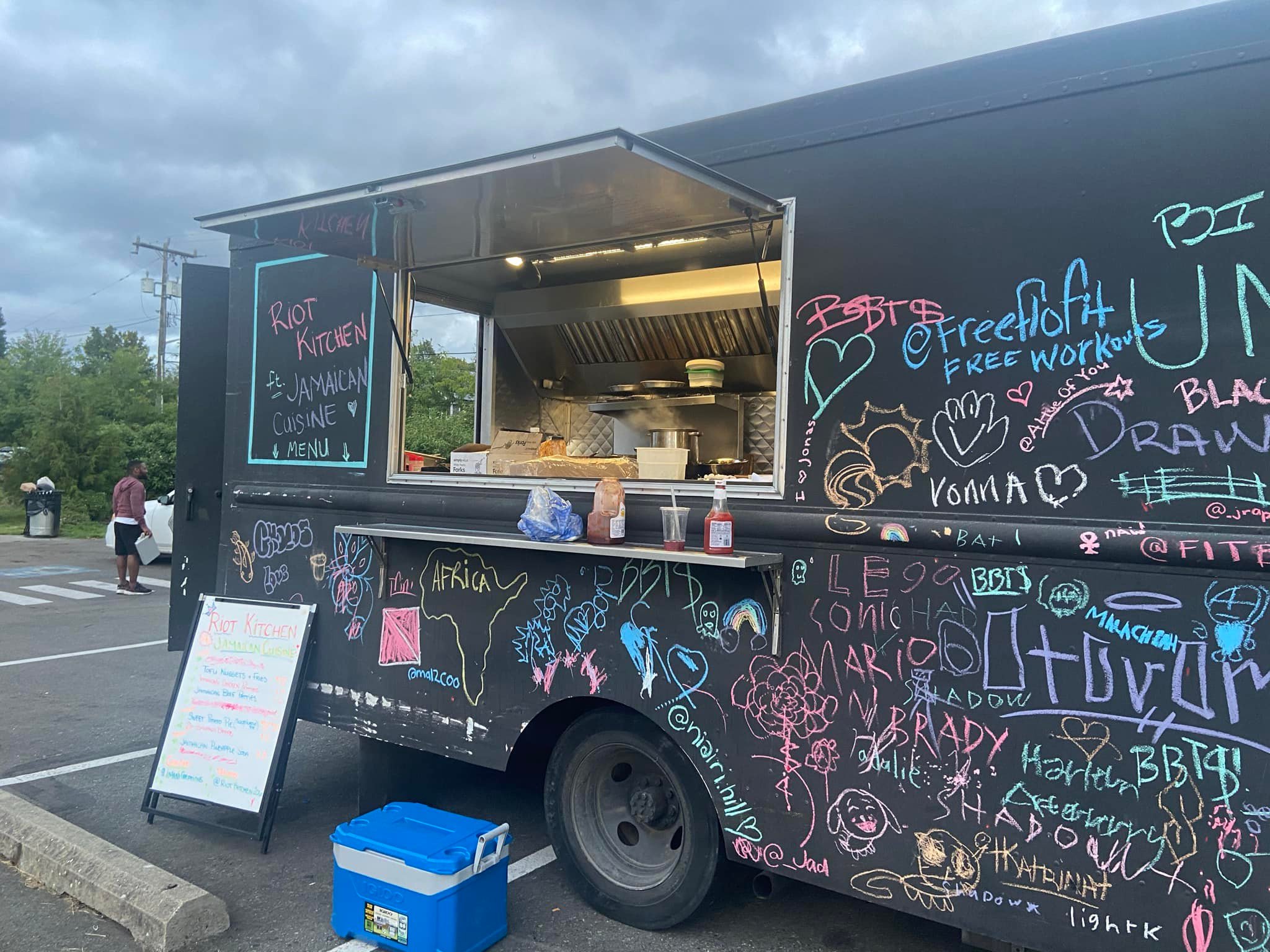 RIOT KITCHEN