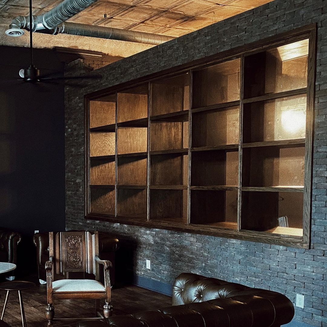 General Shale - Dark and Moody. 🌚 Bold and Inviting. 🧱... | Facebook