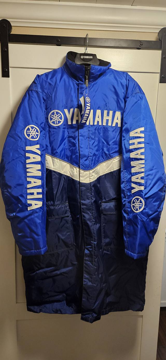 New old stock with tags Yamaha Factory Racing warm up coat - pit