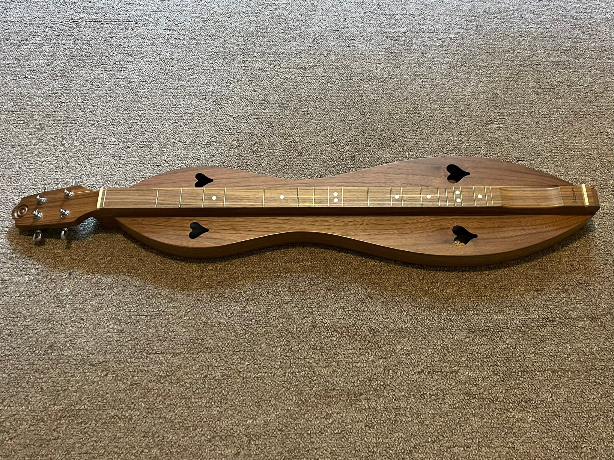 Vintage McSpadden dulcimer on display at The Dulcimer Shoppe