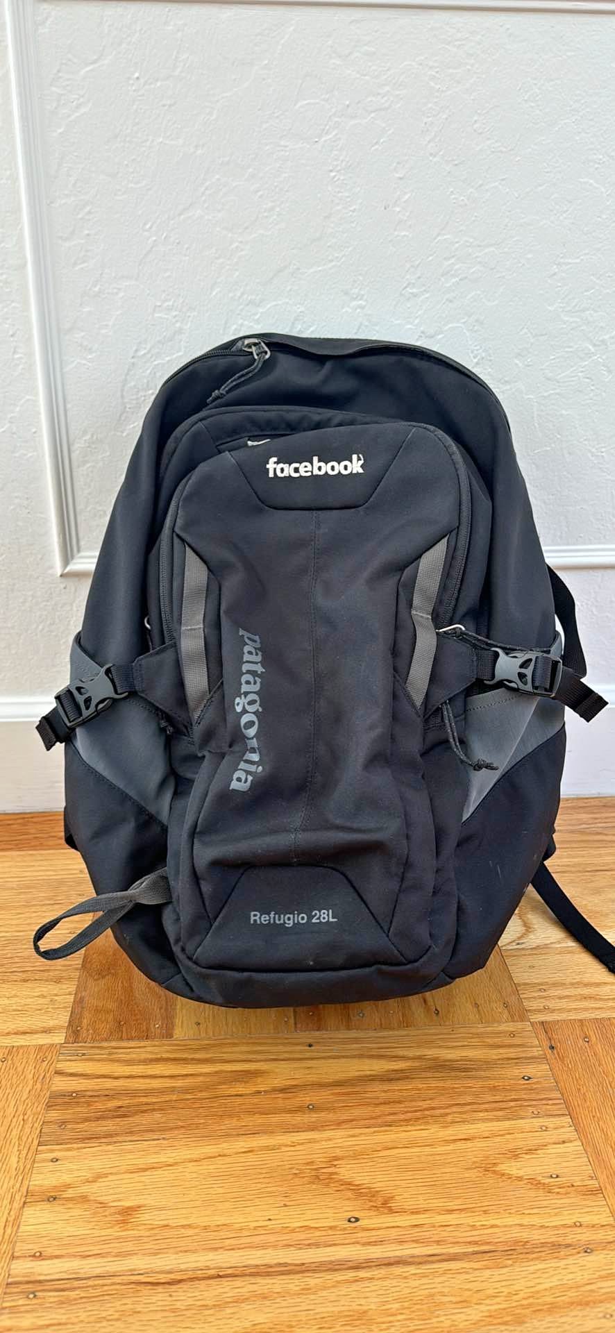 patagonia stow away backpack tote Terravia Pack 24L It can be worn Osprey Nebula 32L Backpack Accessories:ONE SIZE Black Hole Waistpacks & Slings