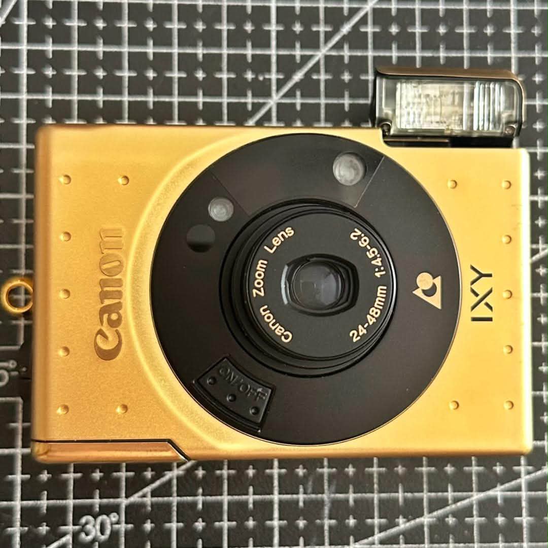 Canon IXY 18k Gold Plated Limited Edition Camera Review