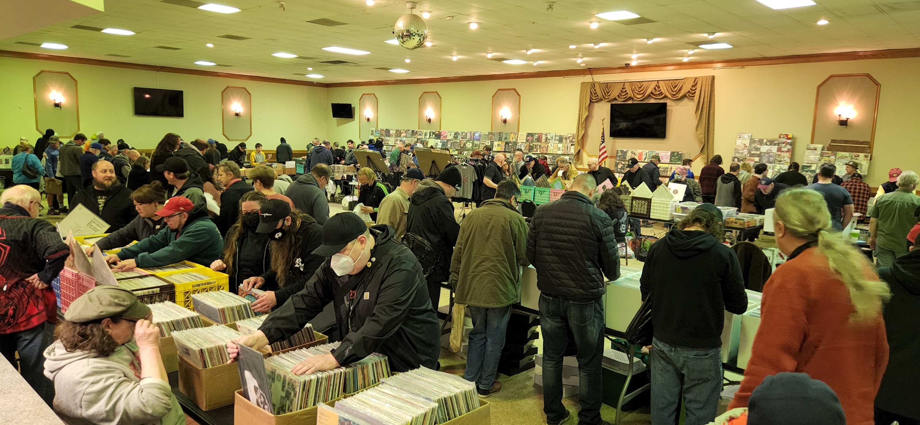 VINYL RECORD CRAZY! The Buffalo Record Riot@Cheektowaga Knights Event ...