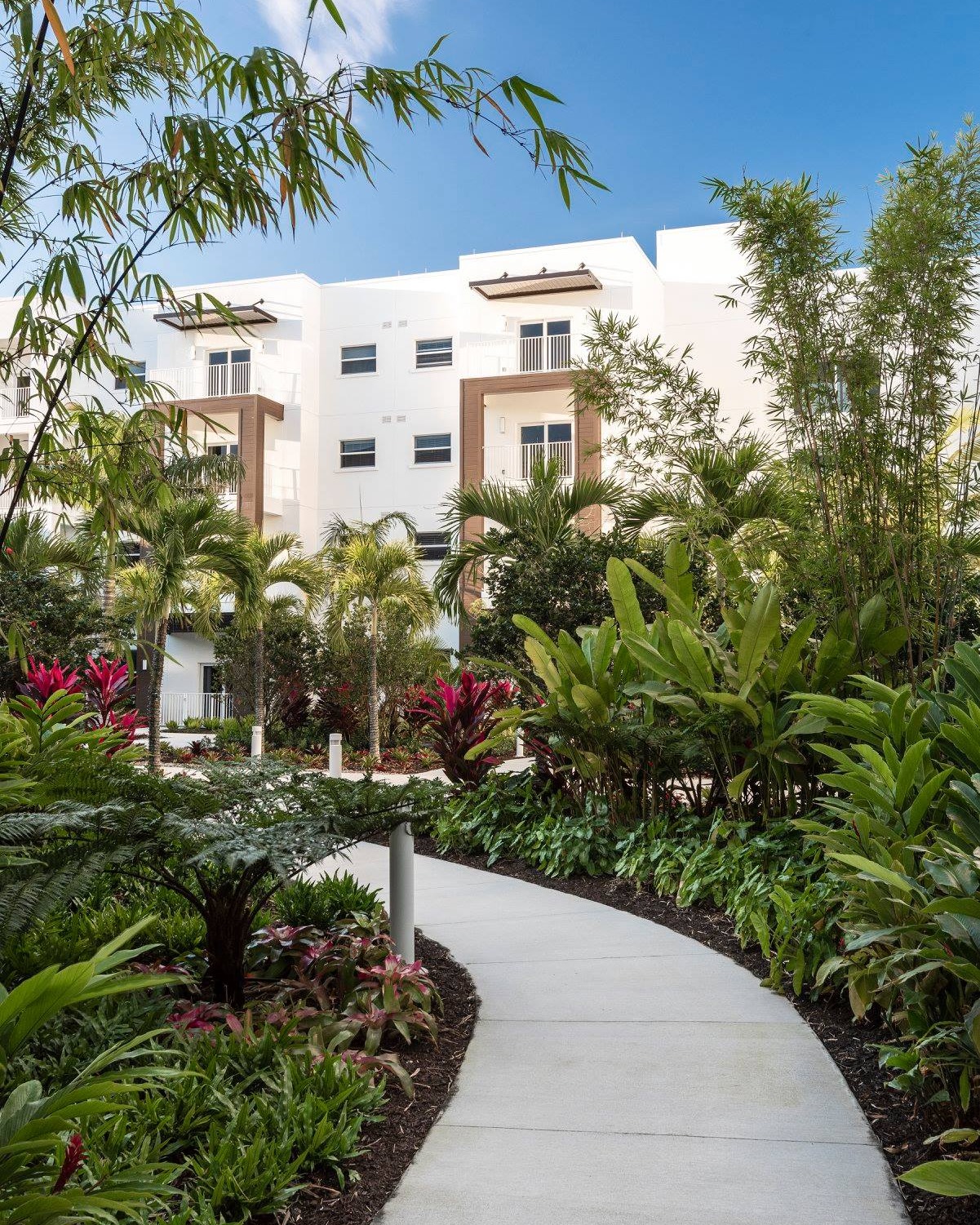 Amavida Living - This entrance looks so inviting! Take a... | Facebook