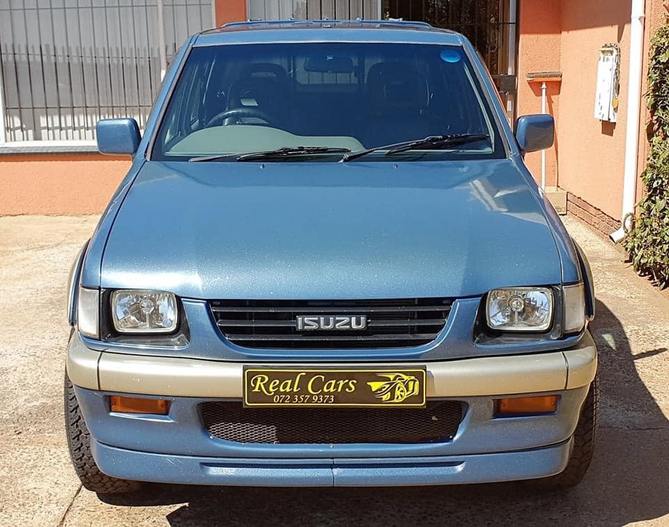 Isuzu Double/single Cab Sri Lanka 🇱🇰 | Isuzu Double Cab 2WD / 4WD Japan ...