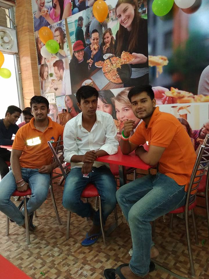 BIG BITE PIZZA Corner New Delhi