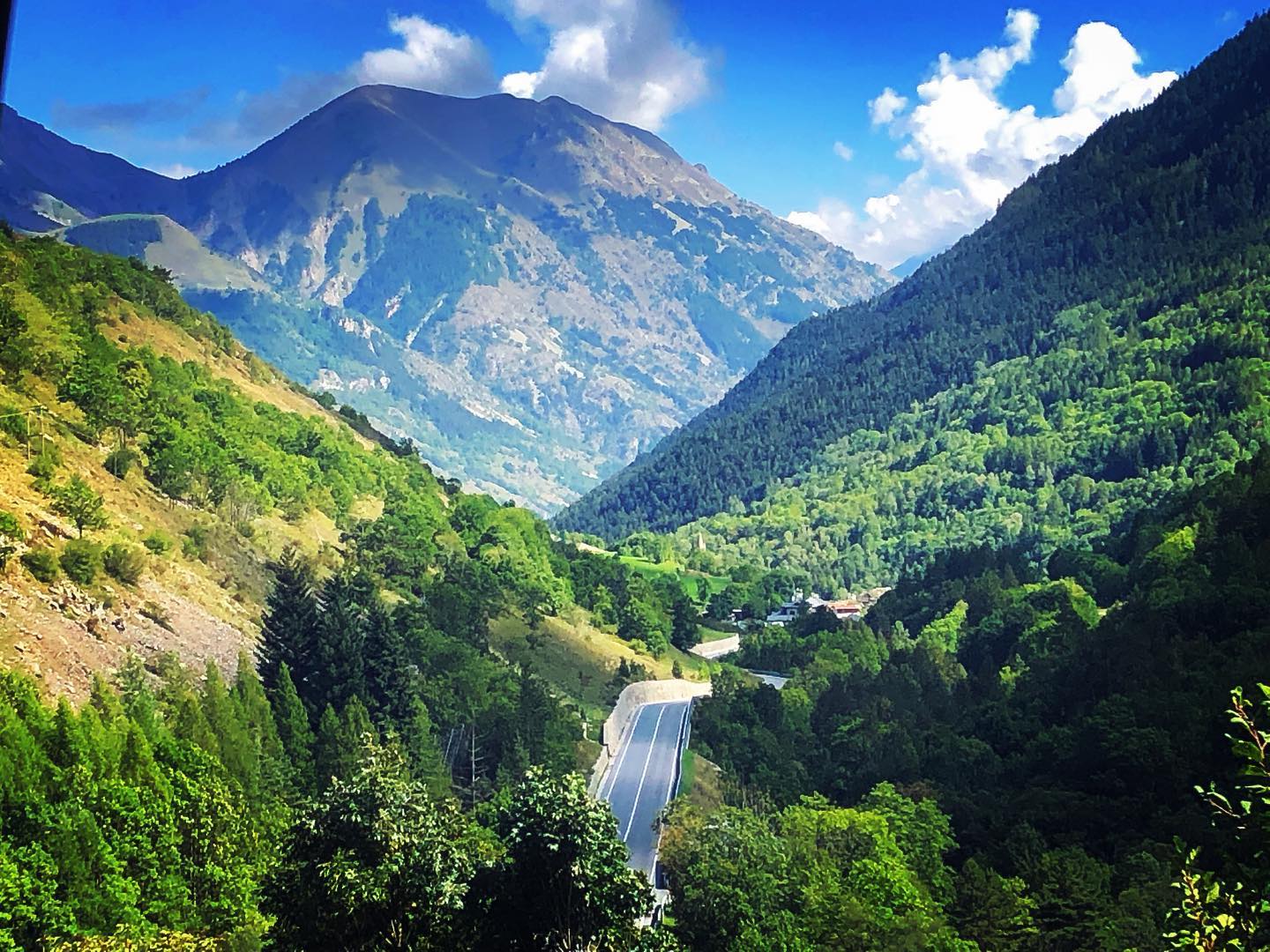 Some road trips just hit different. This is one of them. 📸: Jack
