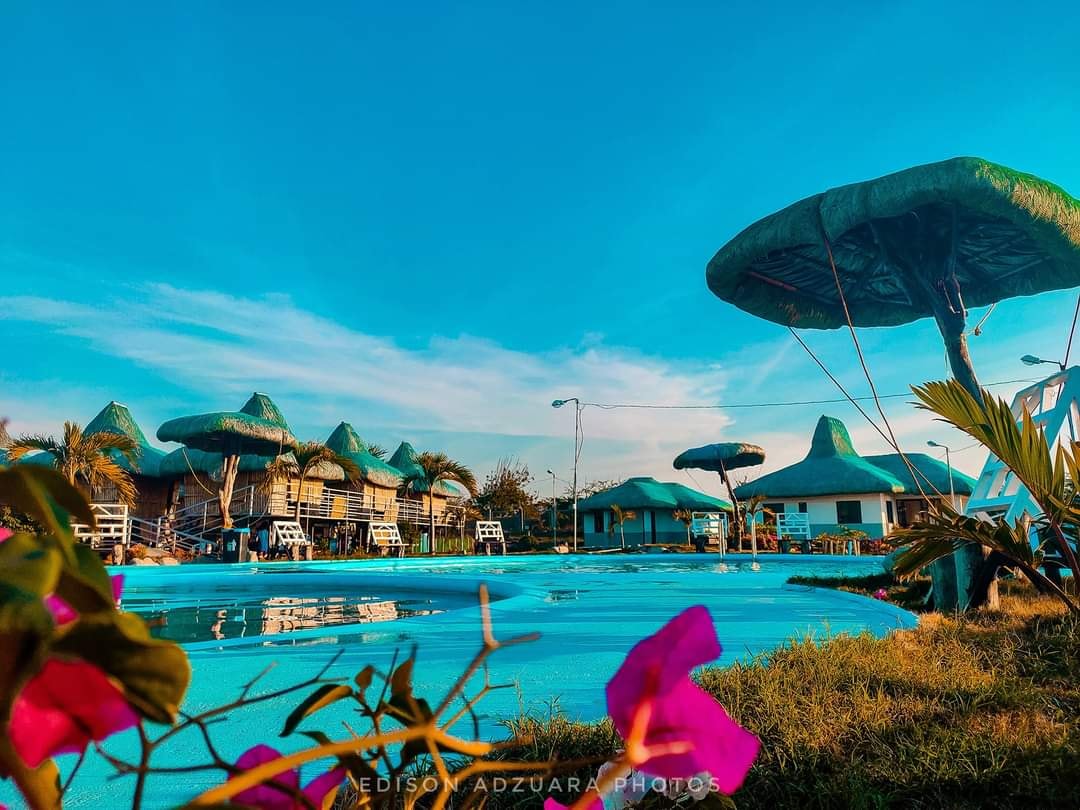 E.S. Calaycay Beach Resort | Badoc