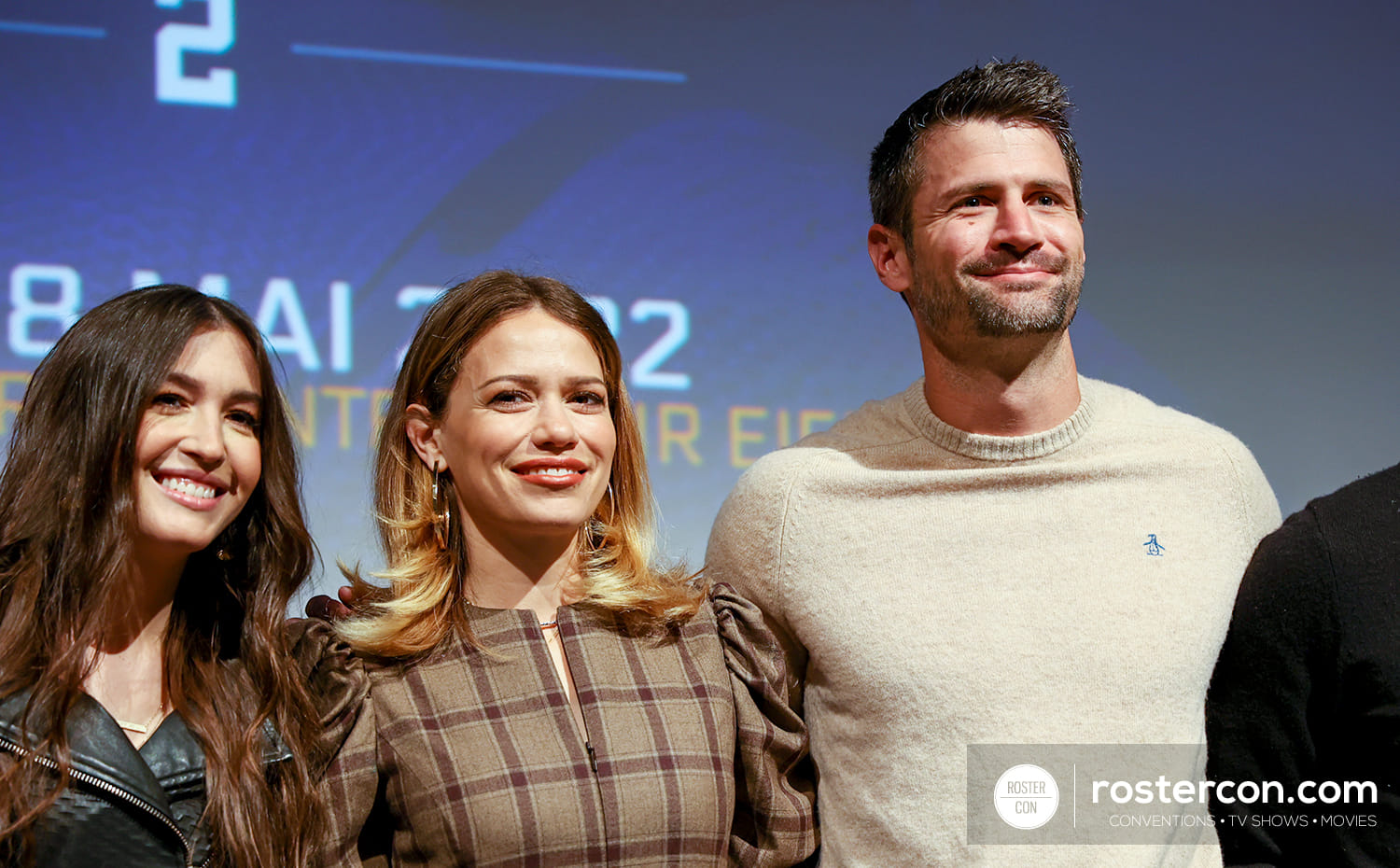 Hello Paris! 🤩🏀 #123Ravens2 Con - One Tree Hill Quotes