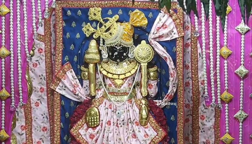 Giriraj ji... - Giriraj ji mukharbind jatipura-gokul pandit