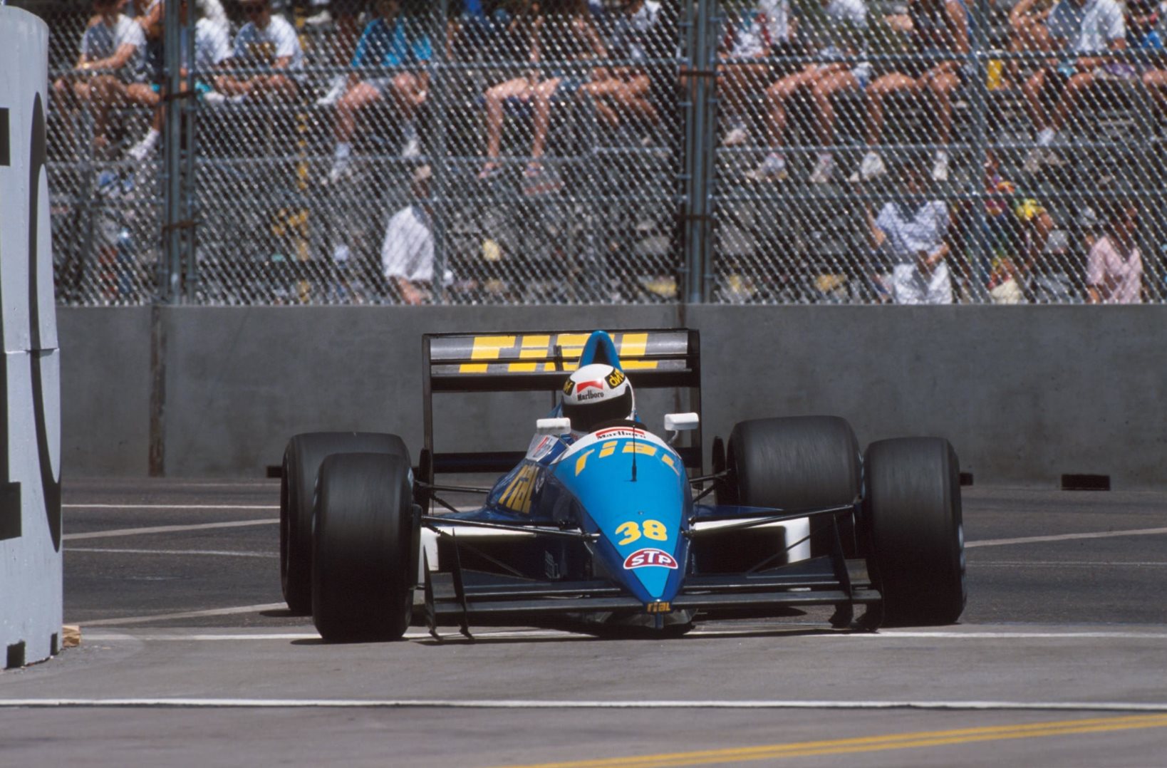 Danner at Phoenix in 1989, driving the Rial ARC2