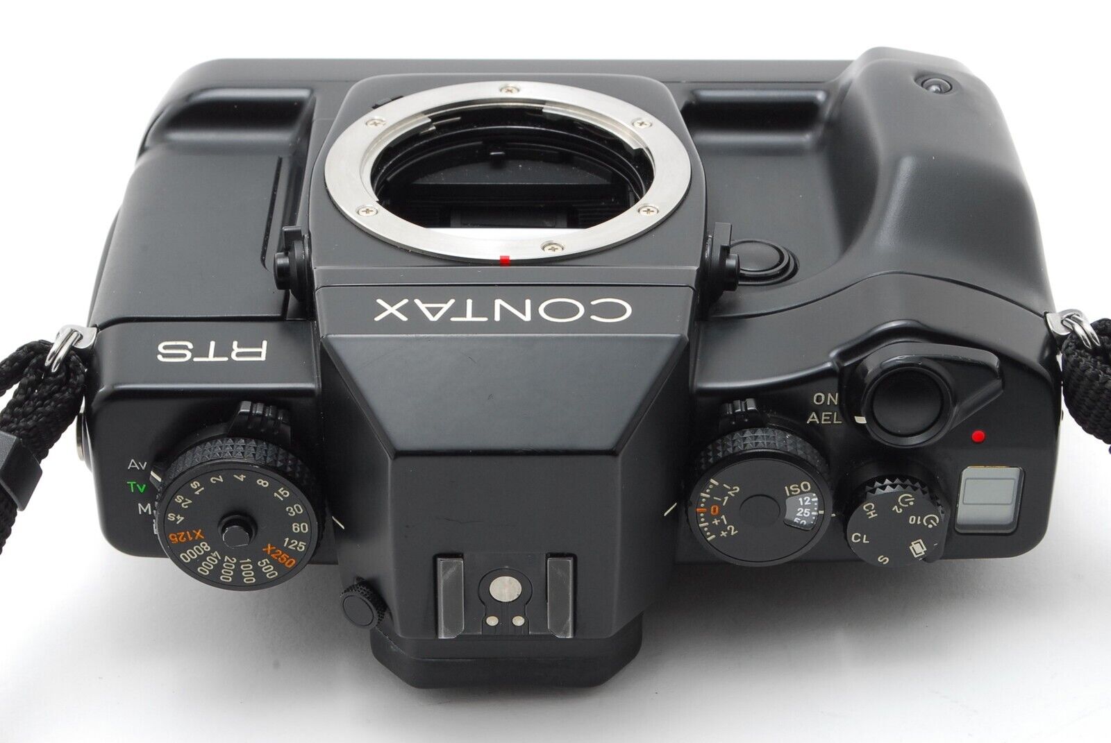 Contax RTS with Carl Zeiss Vario-Sonnar T* 28-70mm zoom lens