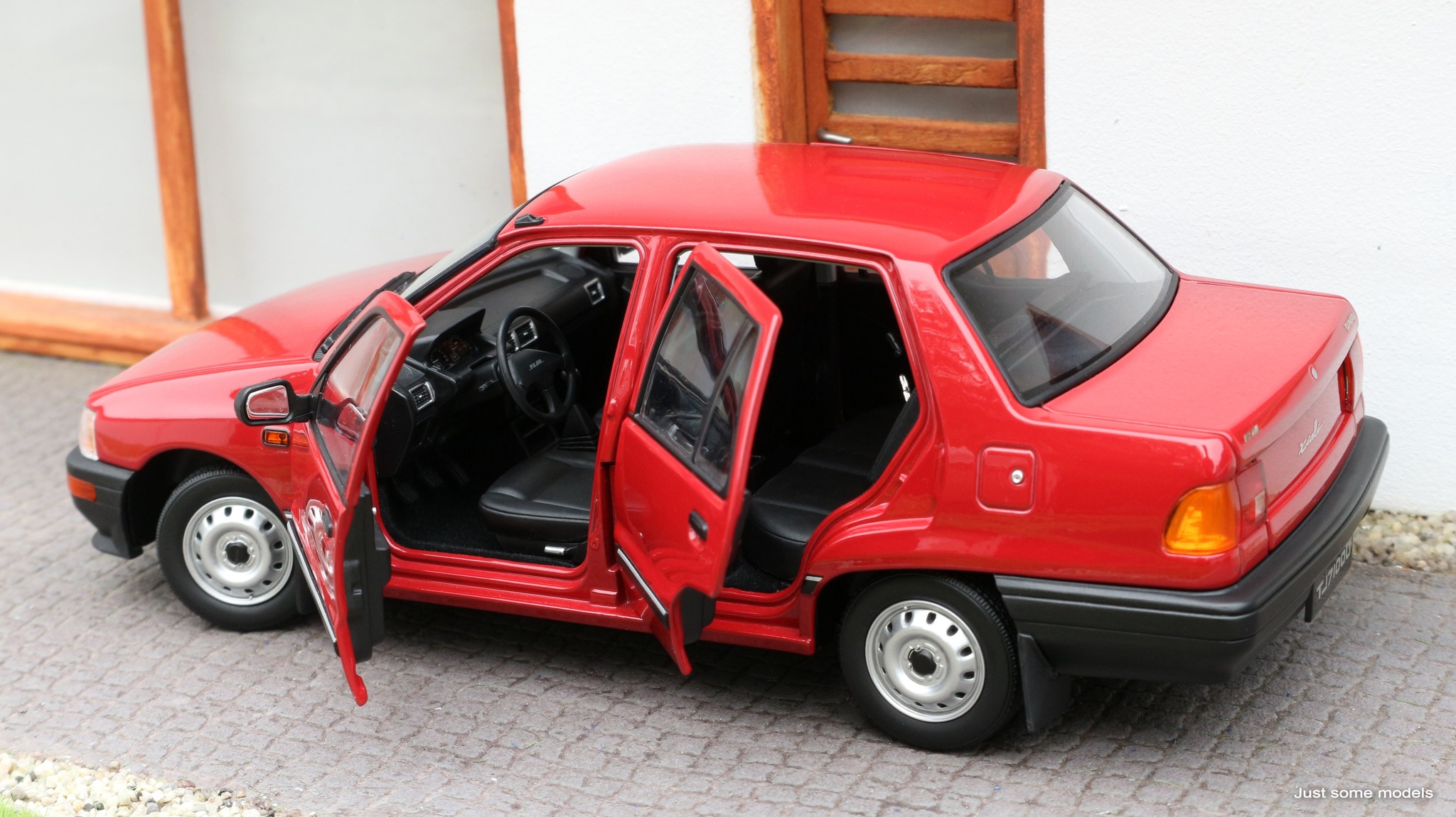 1/18 Daihatsu Charade / Tianjin Xiali TJ7100 sedan '87 - China