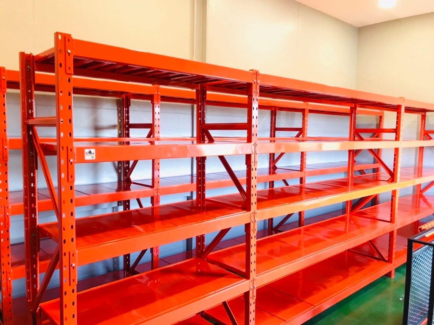 UMAX RACK