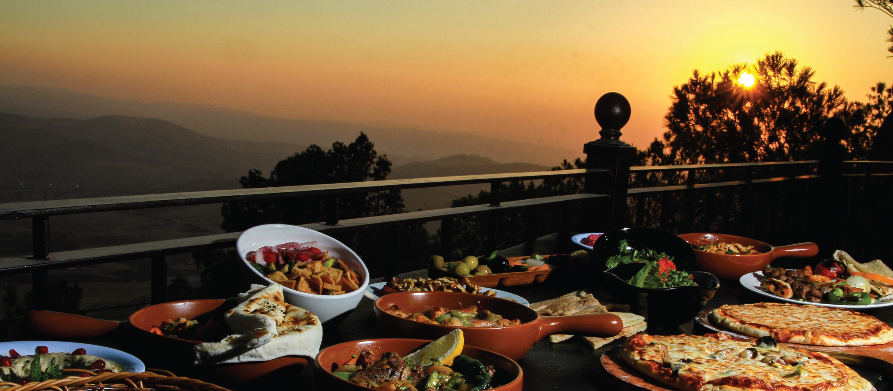 مطعم الغابة La Foresta Home Facebook