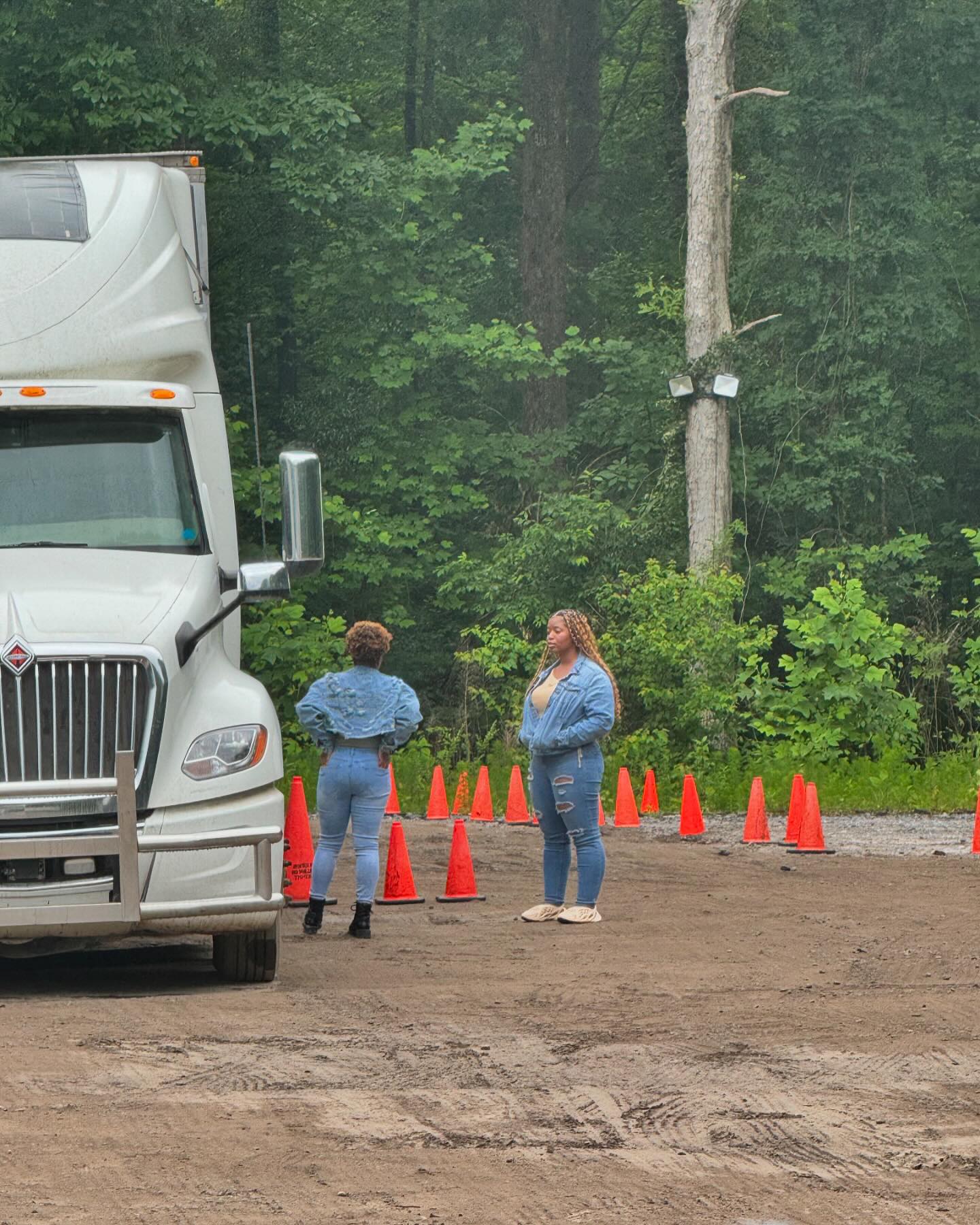 3 Rivers Trucking School