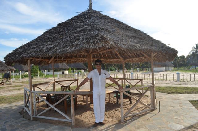 Ravi R Rohra