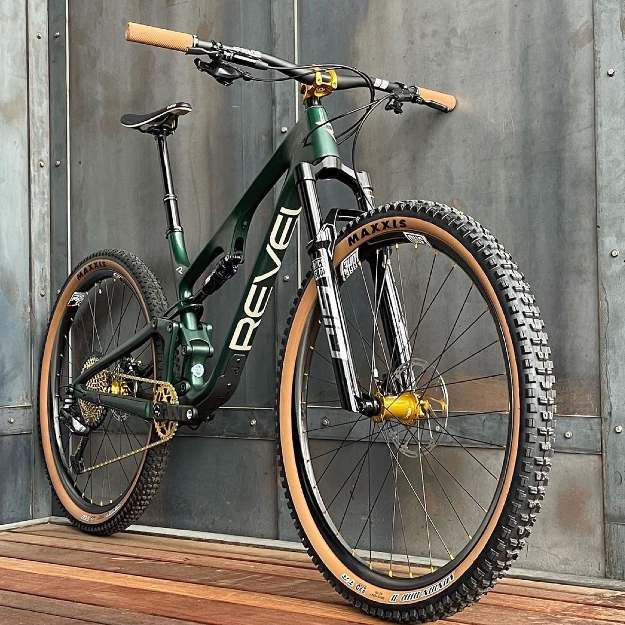 Revel Bikes - This Ranger build has us drooling!...