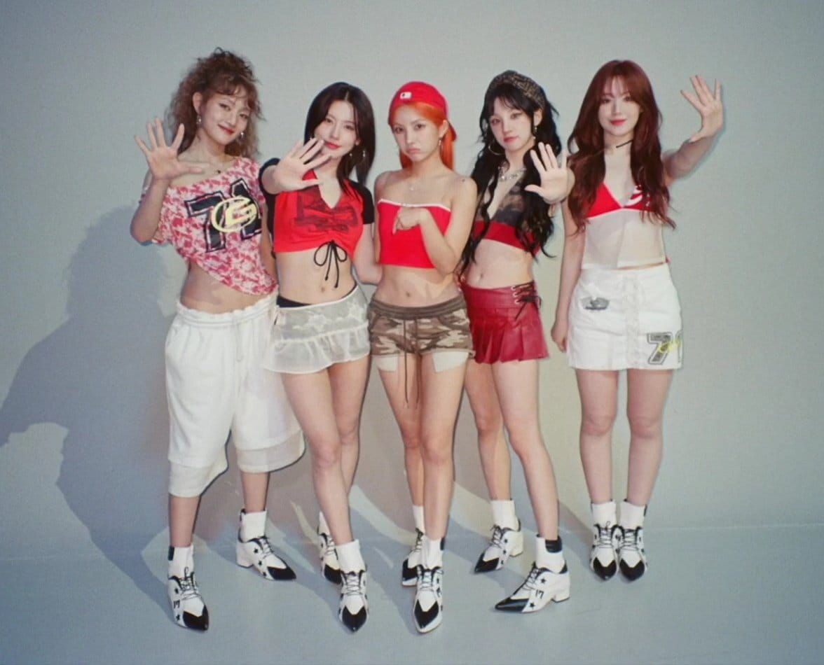 Klaxon” by (G)I-DLE reaches a new peak of #6 (+1) on MelOn Daily Chart
