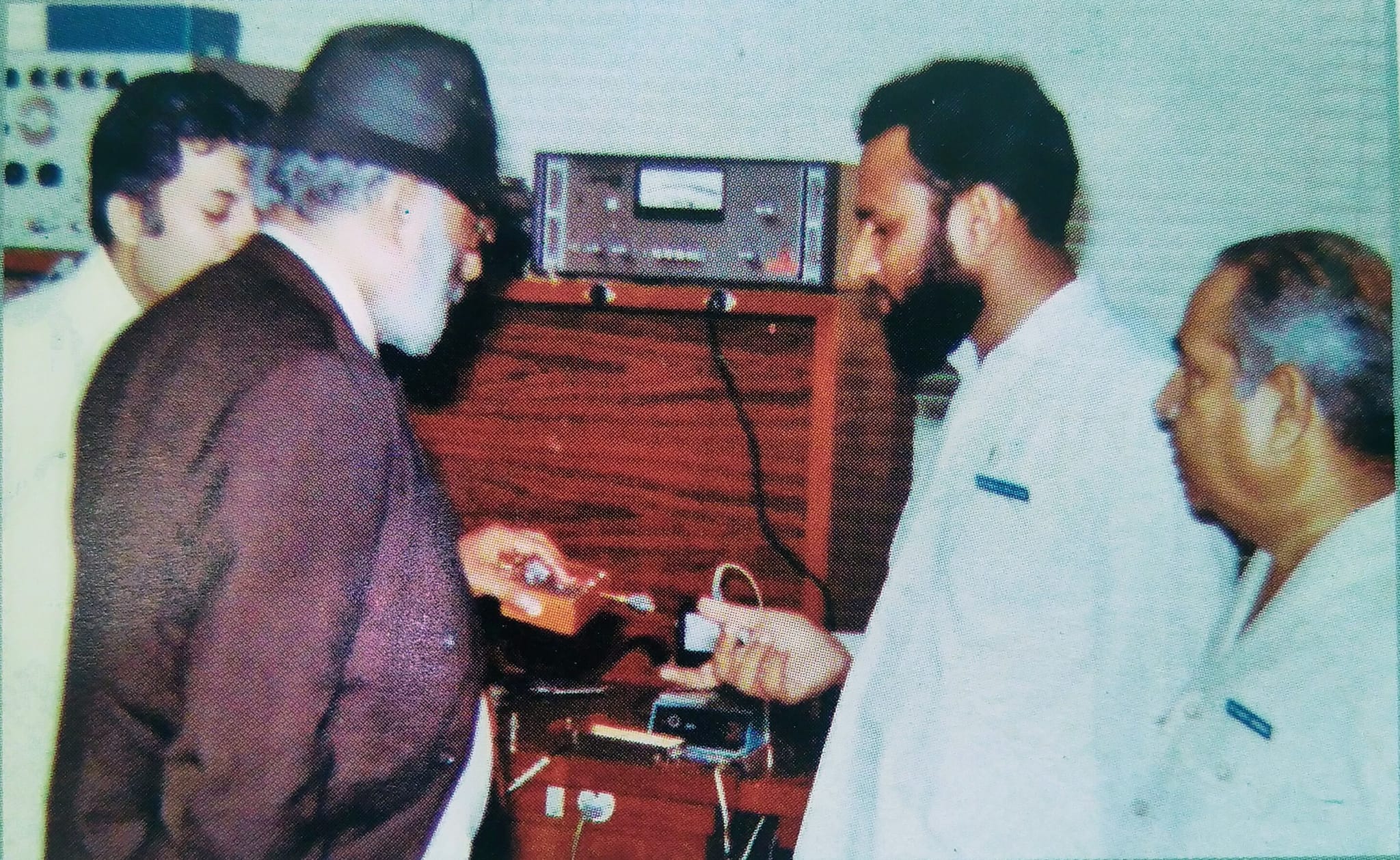 Dr. Inam Elahi Rana wth Nobel... - Bismillah Electronics | Facebook