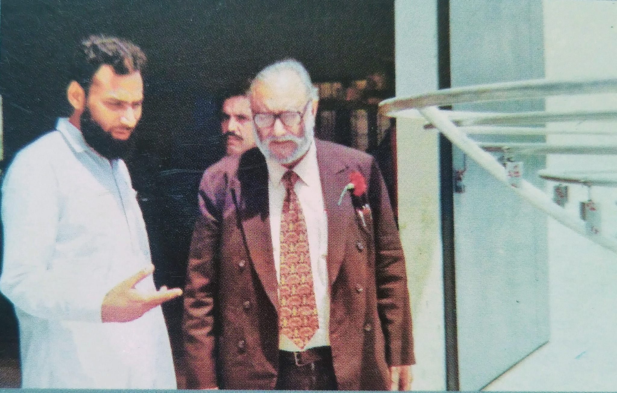 Dr. Inam Elahi Rana wth Nobel... - Bismillah Electronics | Facebook