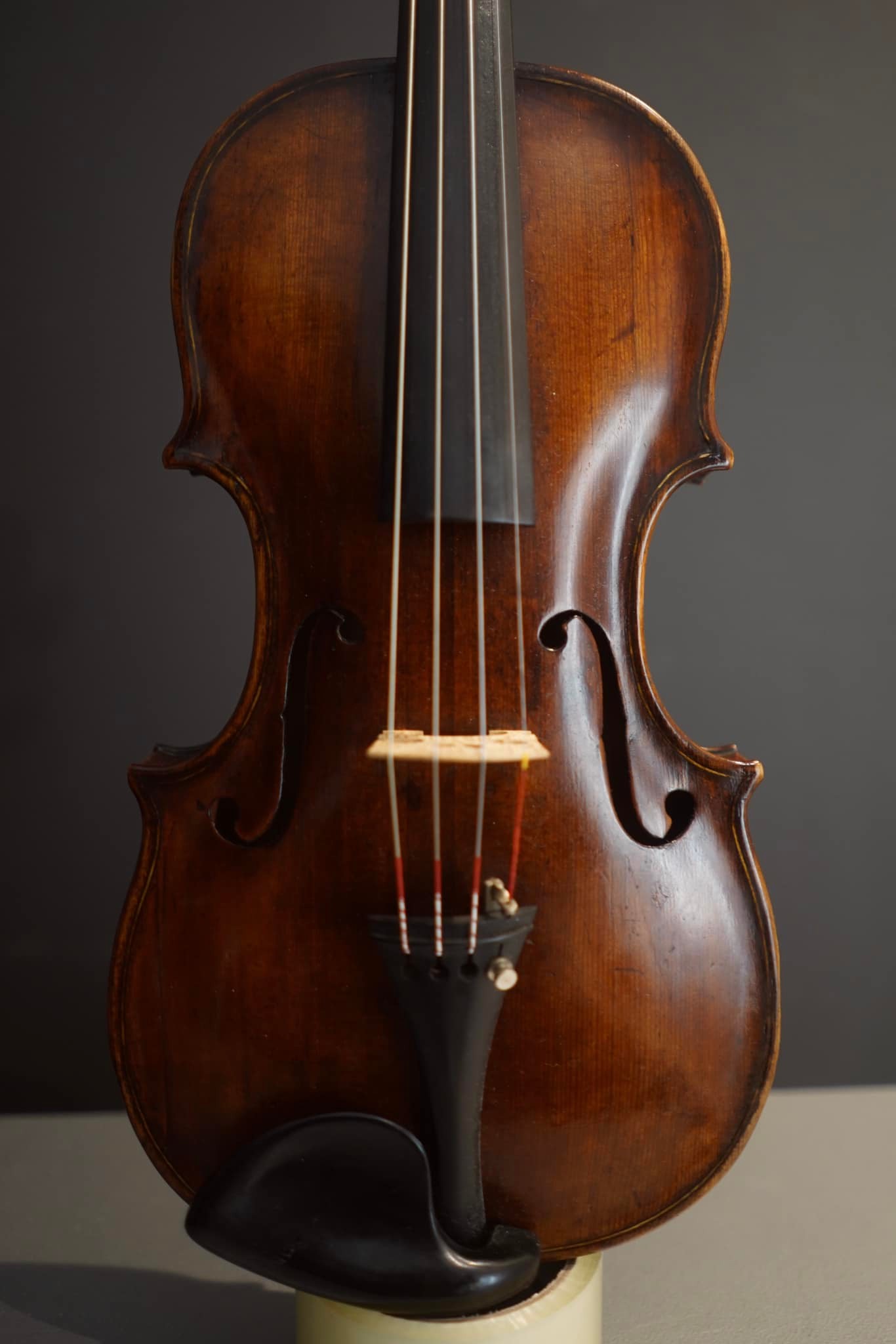 An Old German Violin Bow Knopf school