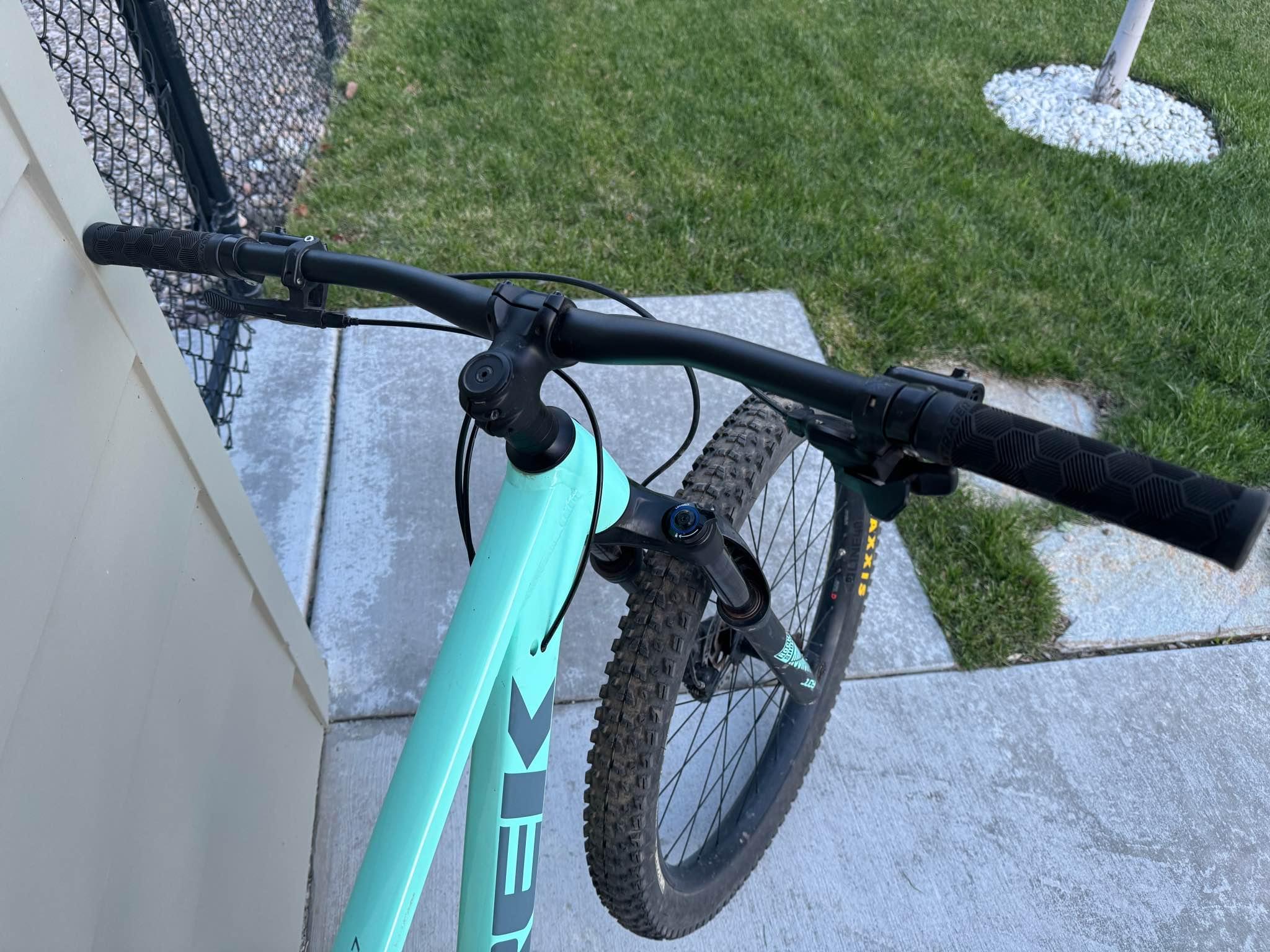 mint green womens bicycle Firmstrong 26'' Women's Urban Lady Single Speed Beach Cruiser Bike a 7 speed or 3 speed Shimano shifting system Huffy Womens Bike Teal Mint