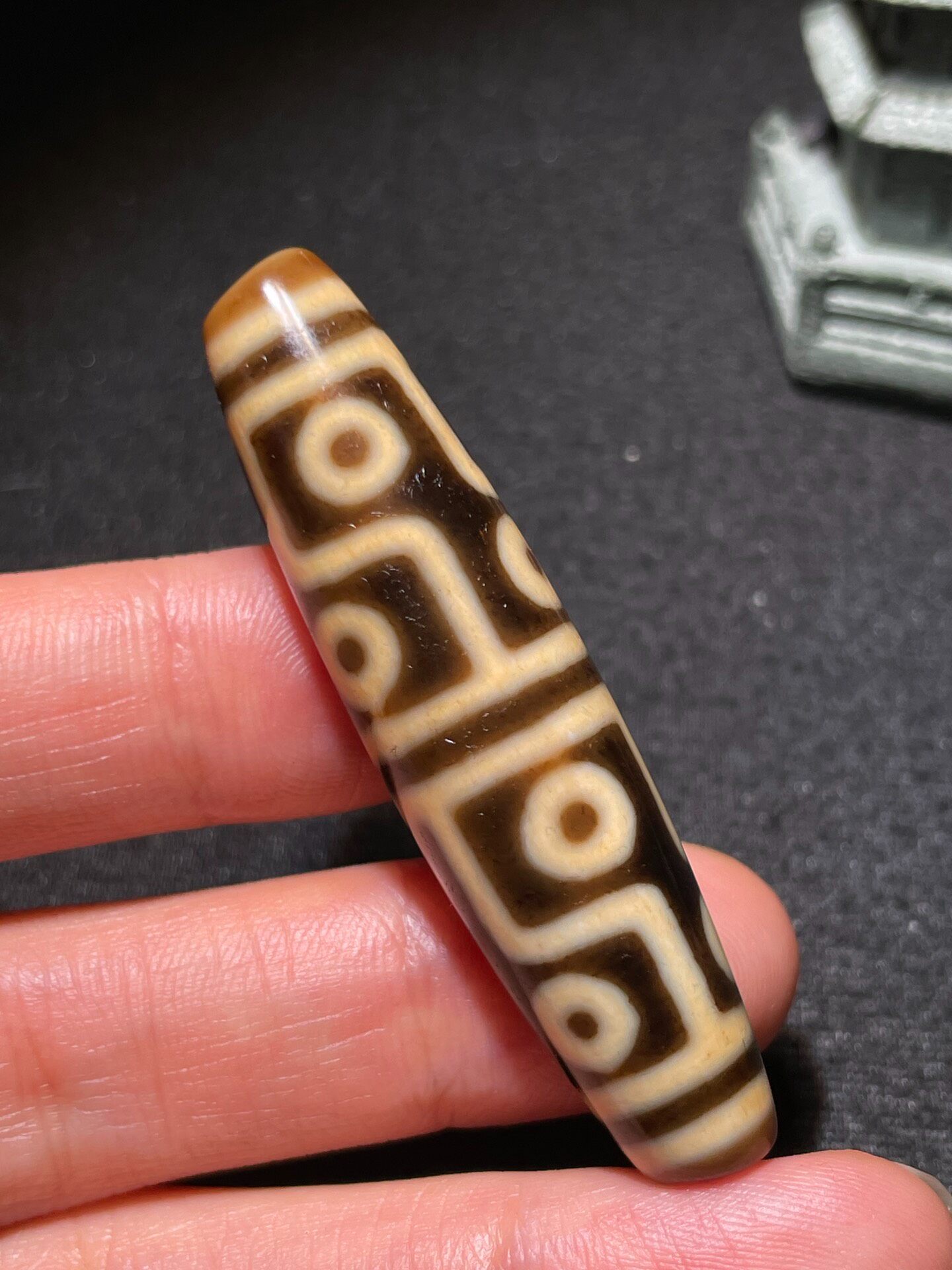 十二眼天珠尺寸13.1x54.2mm