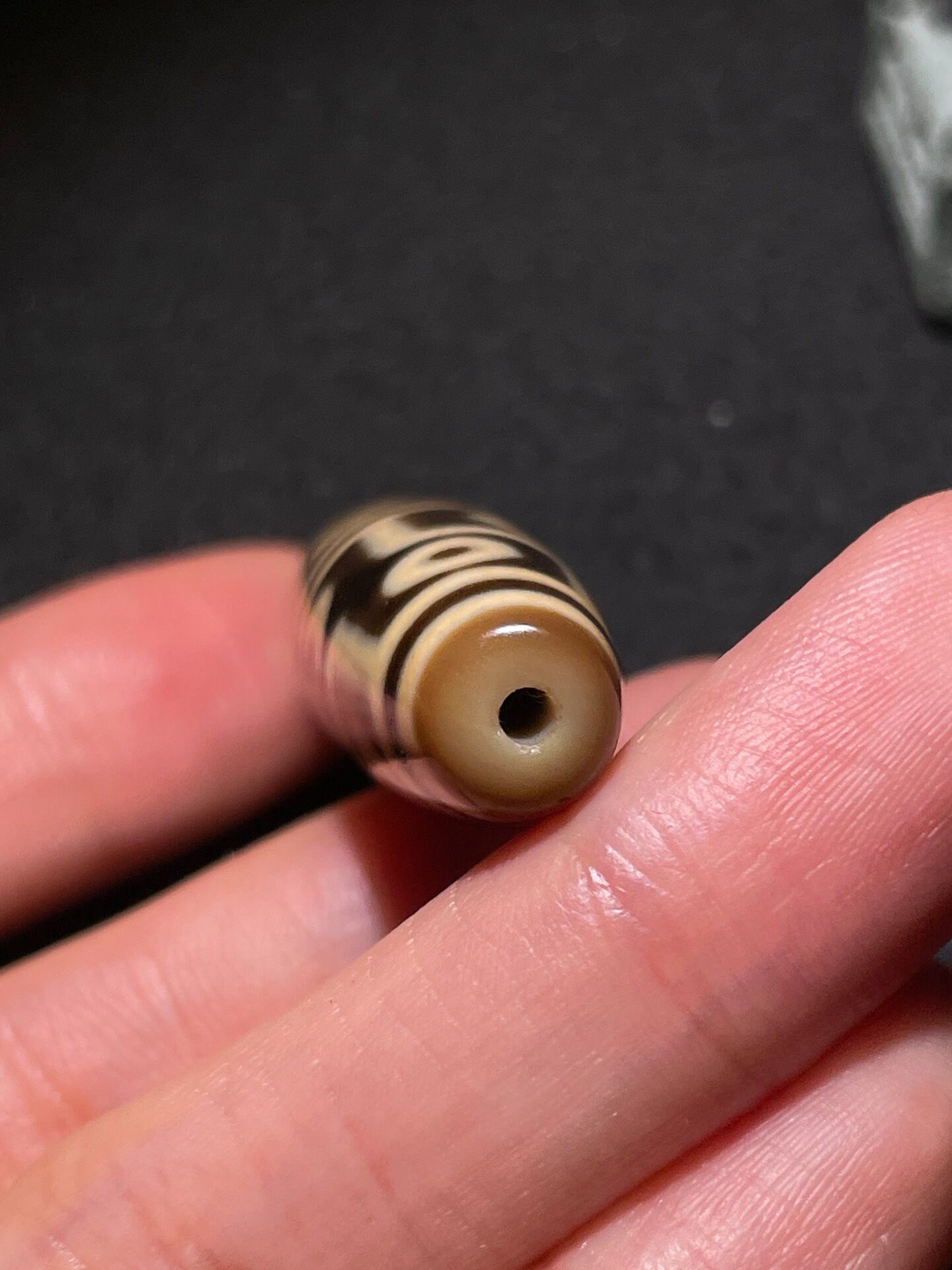 文玩堂：至純如意二眼天珠（57-14-13mm） 十二眼天珠尺寸13.1x54.2mm