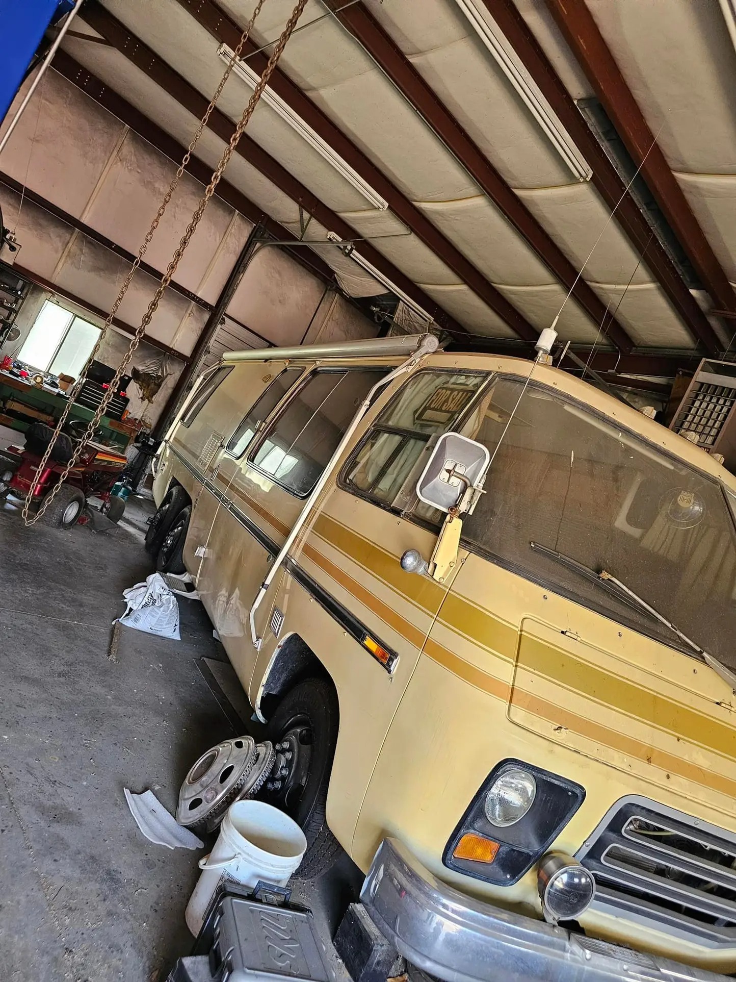 What are 1974 GMC motorhome model names and floor plans?