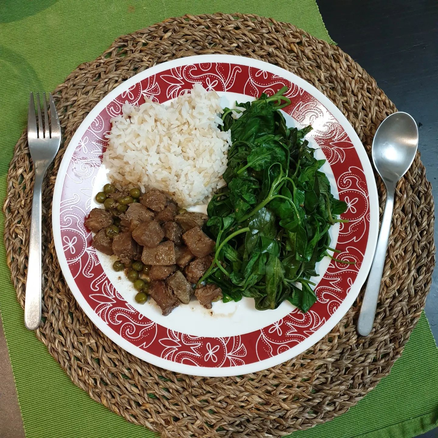 Race-Stuff - The pinoy version of a balanced plate. 1/2...