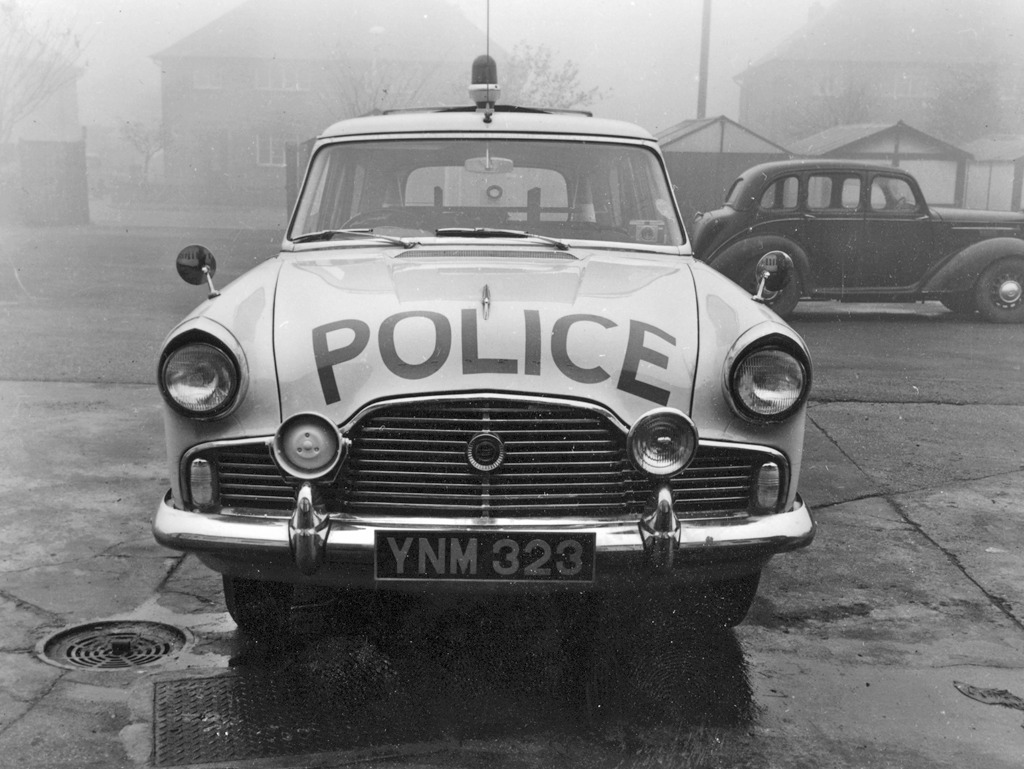 Ford Zephyr motorway patrol cars introduced