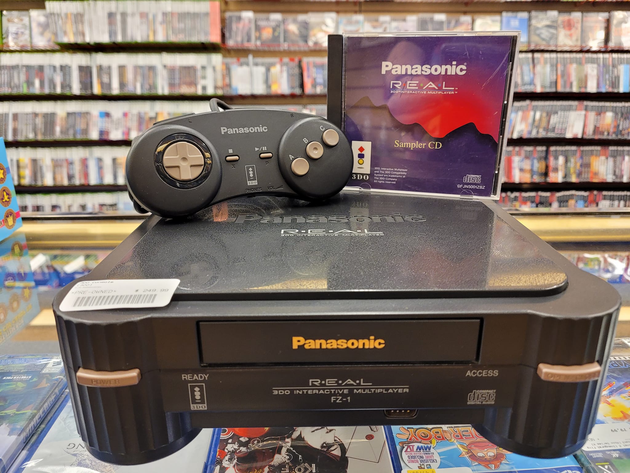 We just got this epic collection of a Panasonic 3DO R.E.A.L. FZ-1 