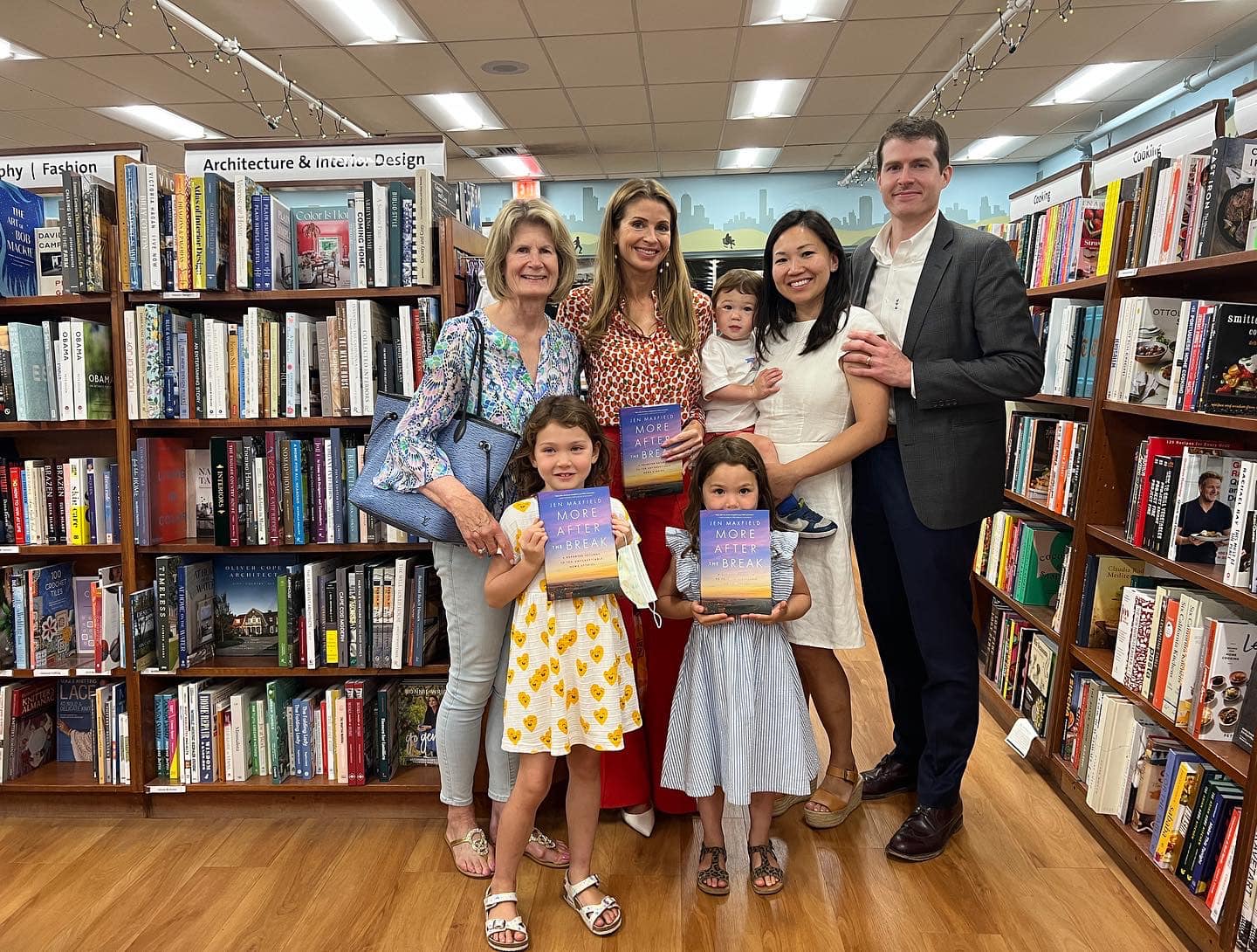 Jen Maxfield - The family that reads together ️ Thanks to...