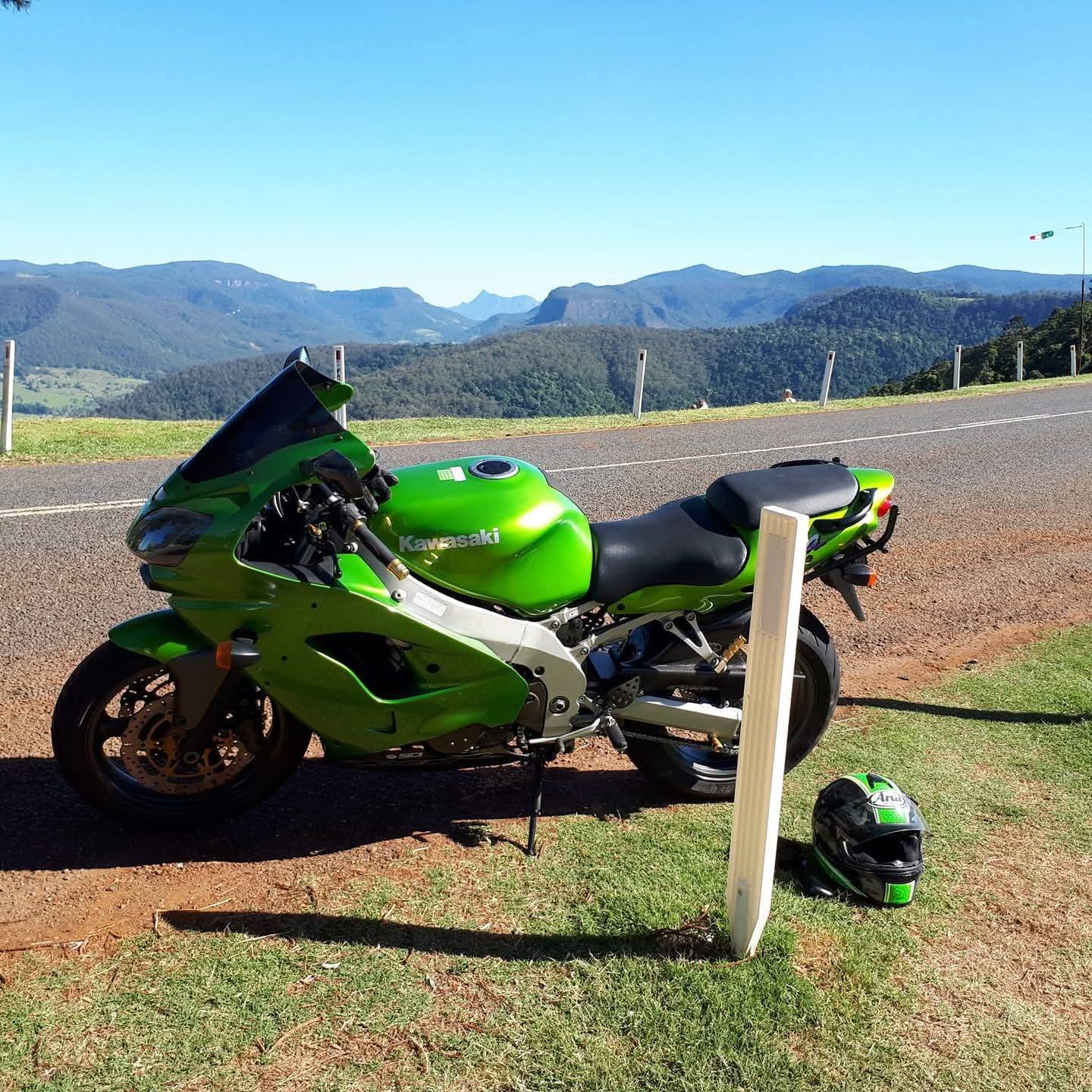 Just joined the group this is my zx9r