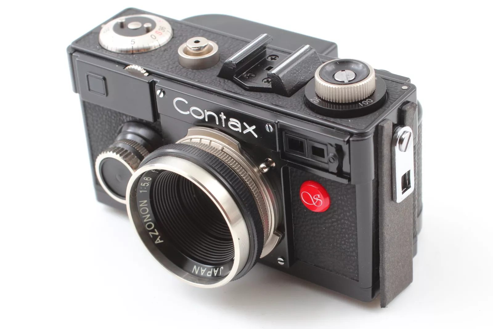 Vintage Zeiss Ikon Taxona 35mm camera features and history