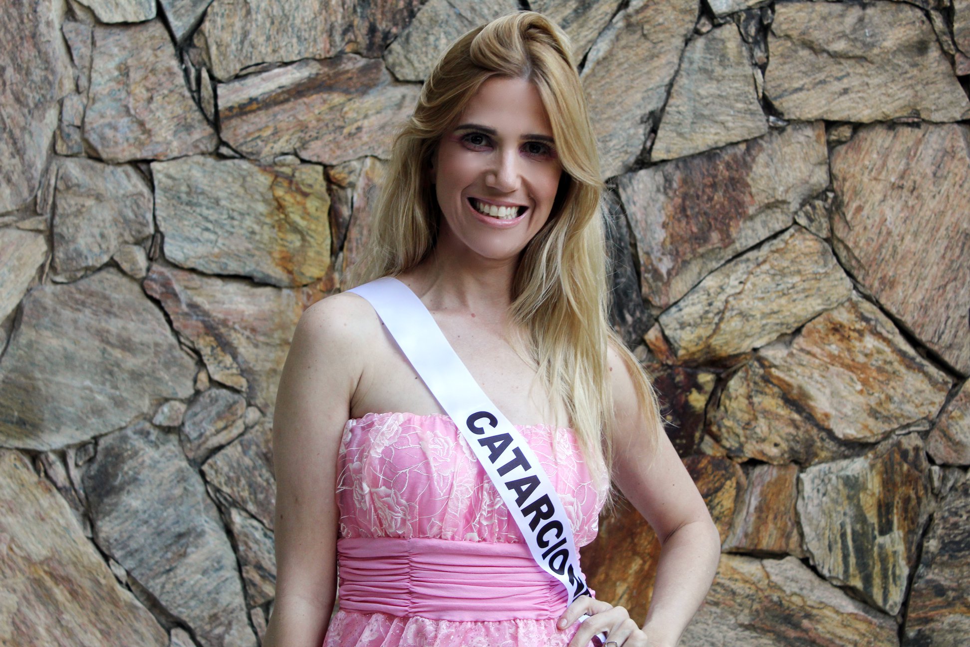 Miss Rio de Janeiro... - Miss Rio de Janeiro O F I CI A L AC