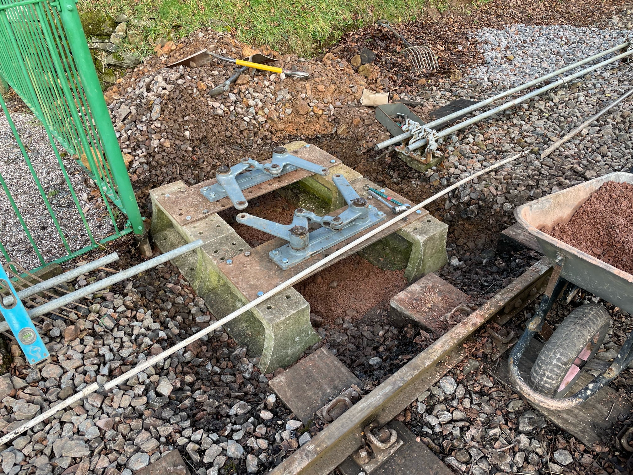 Lynton and Barnstaple Railway | Installation of new compensator in ...