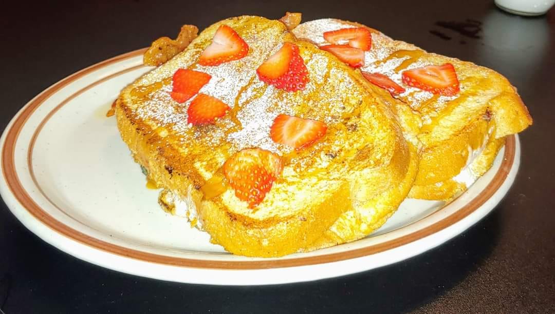 The Cracked Egg | Charleston SC