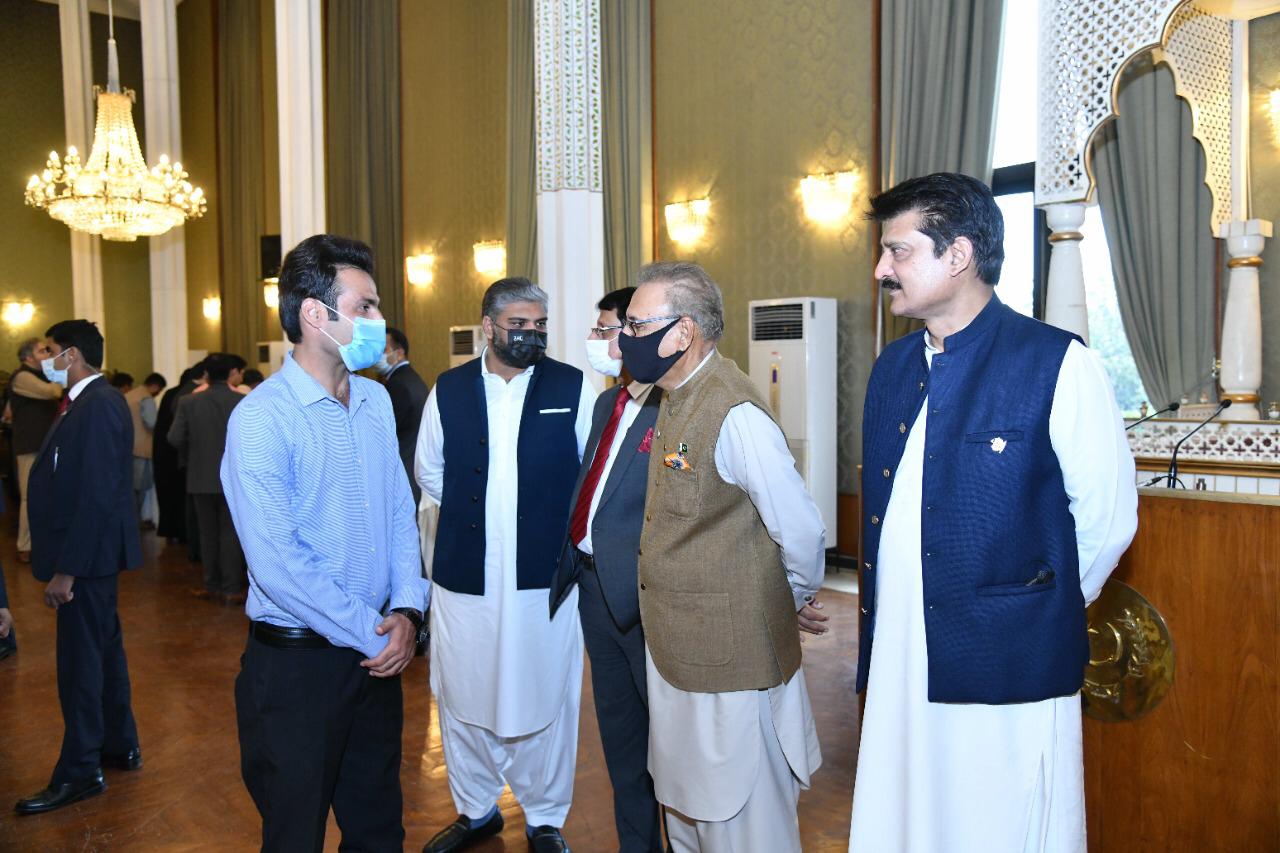 muqadar-khan-offical-added-a-new-photo-muqadar-khan-offical