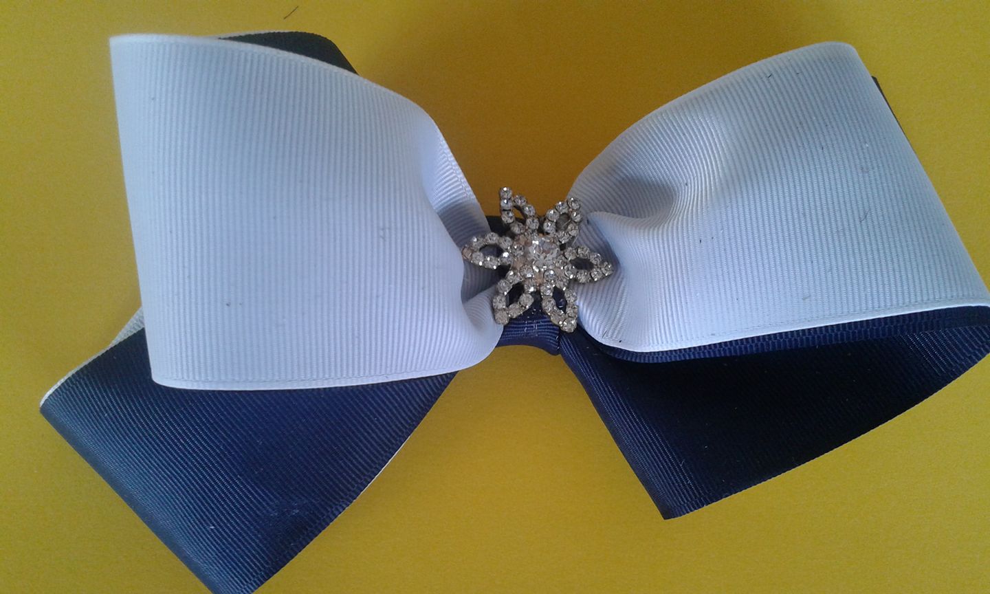 Creaciones Moños Y Accesorios Mayia