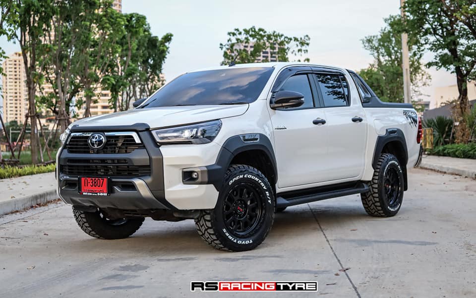 RS Racing Tyre - TOYOTA REVO ROCCO 2022 อัพช่วงล่างไปแล้ว... | Facebook