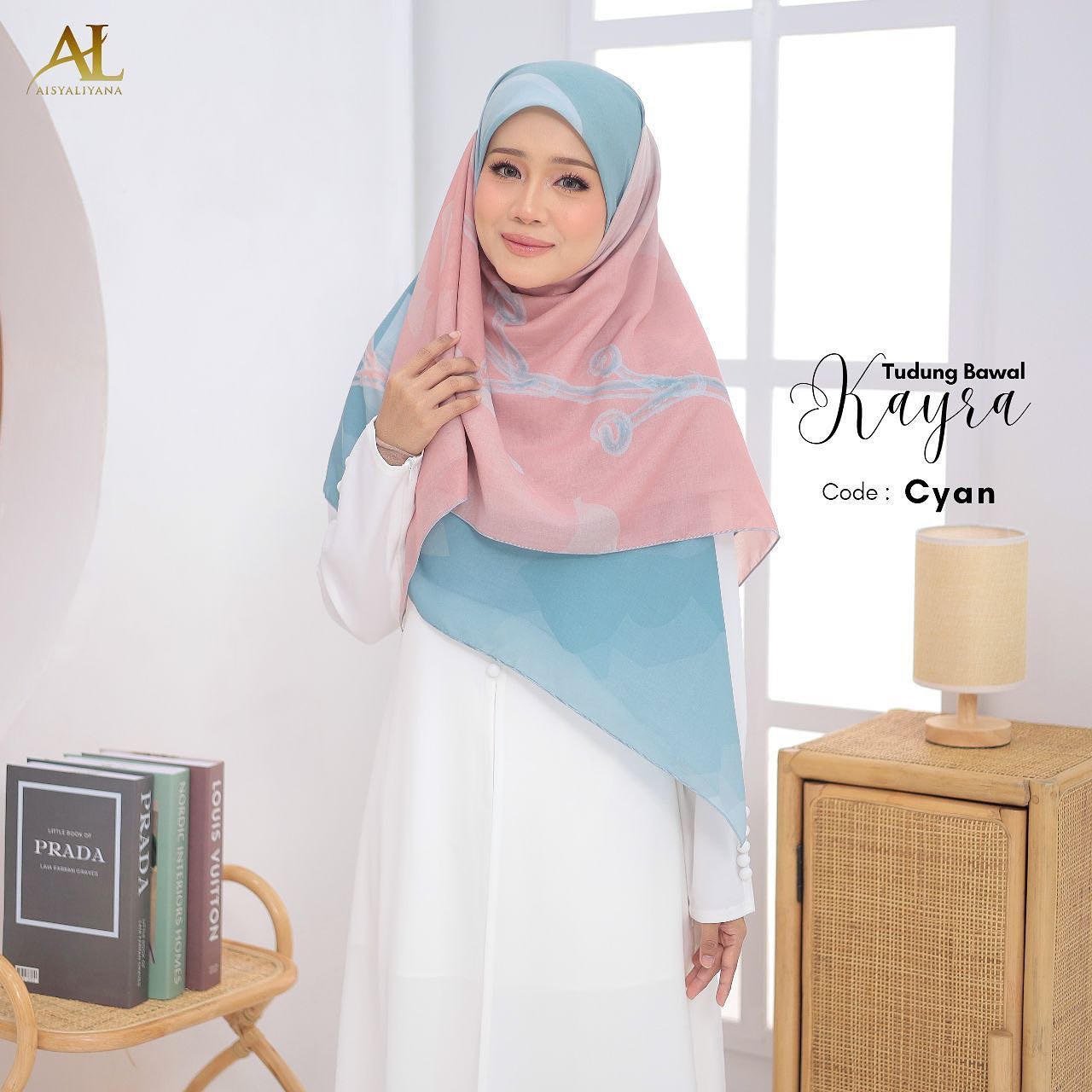Kalau pakai tudung 2 warna... - Public Gold by Amirah Muza | Facebook