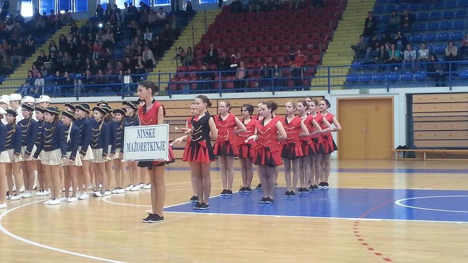 Štap-Cijeli svijet u jednoj ruci
