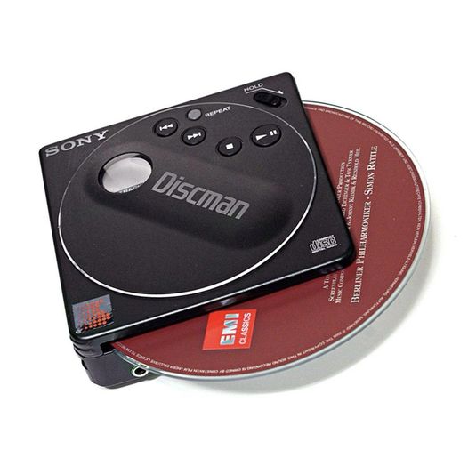 1995年 SONY Discman - Portable CD-Player with GPS. D-901NV。