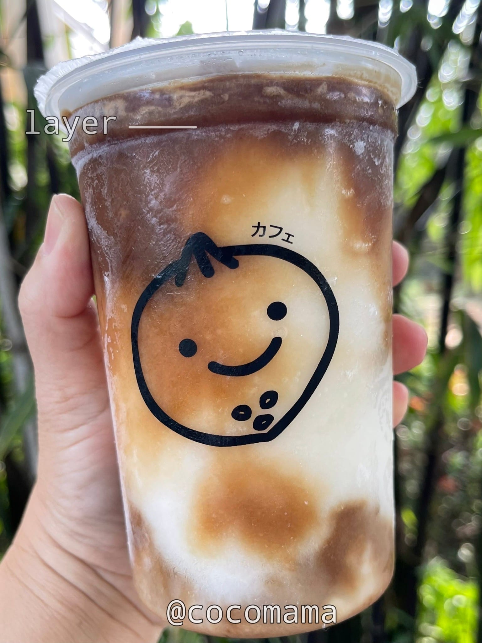 Cocomama - 'สมูทตี้มะพร้าวเผาราดช๊อตกาแฟ' ยังไงได้บ้าง🤔 ... | Facebook