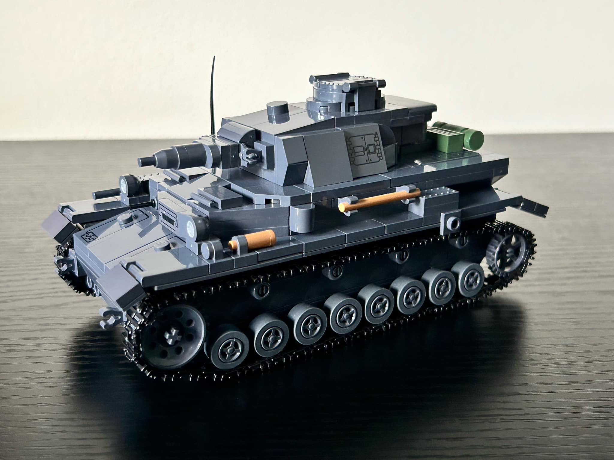 Panzerkampfwagen IV Ausf D 1:35 scale model tank